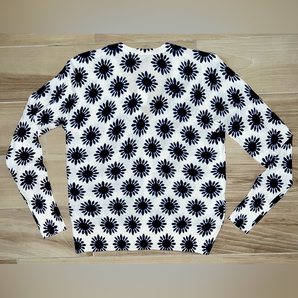 NWT LOFT Cardigan 💙🤍🛍️✨ - Picture 2 of 5